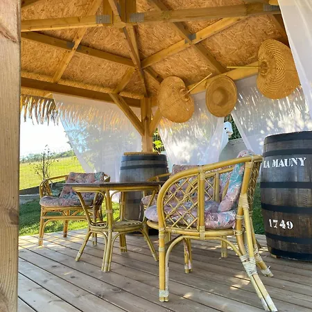 Falhappy House Bed & Breakfast *