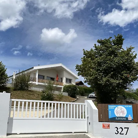 Bed & Breakfast Falhappy House *